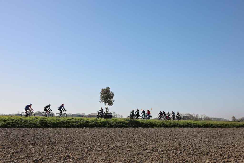 C4C_Er fietst een boom door Europa _ By Floris Leeuwenberg-25